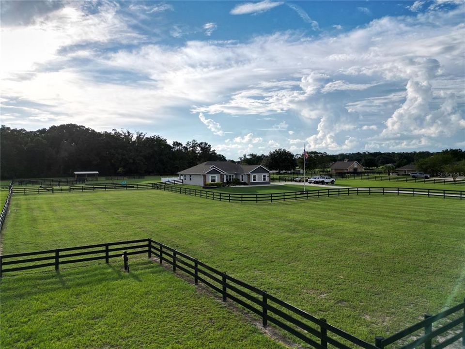 Vendido Recientemente: $799,900 (3 camas, 2 baños, 1975 Pies cuadrados)