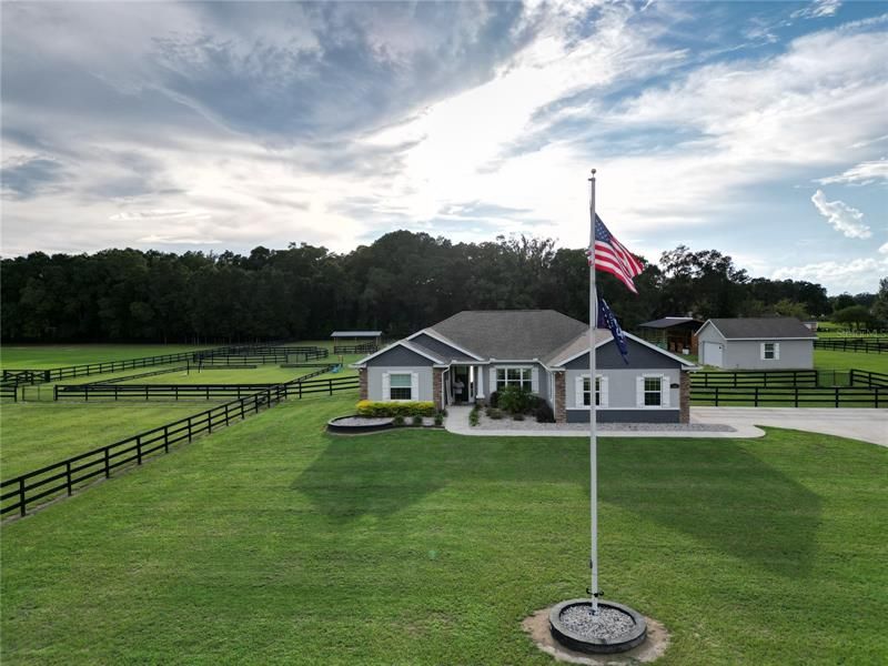 Vendido Recientemente: $799,900 (3 camas, 2 baños, 1975 Pies cuadrados)