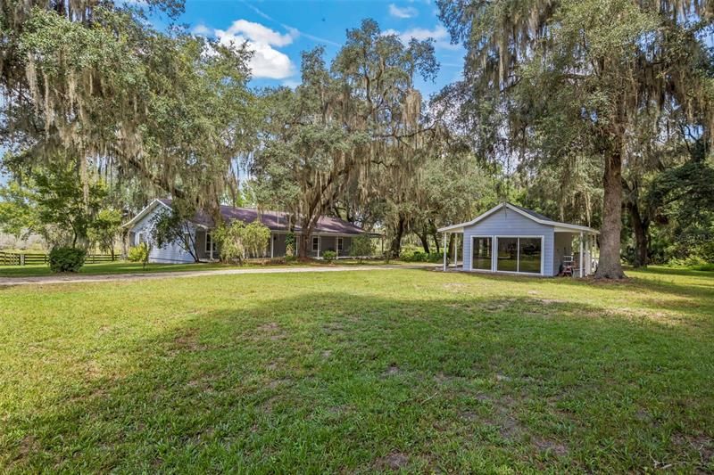 Recently Sold: $725,000 (4 beds, 2 baths, 3200 Square Feet)