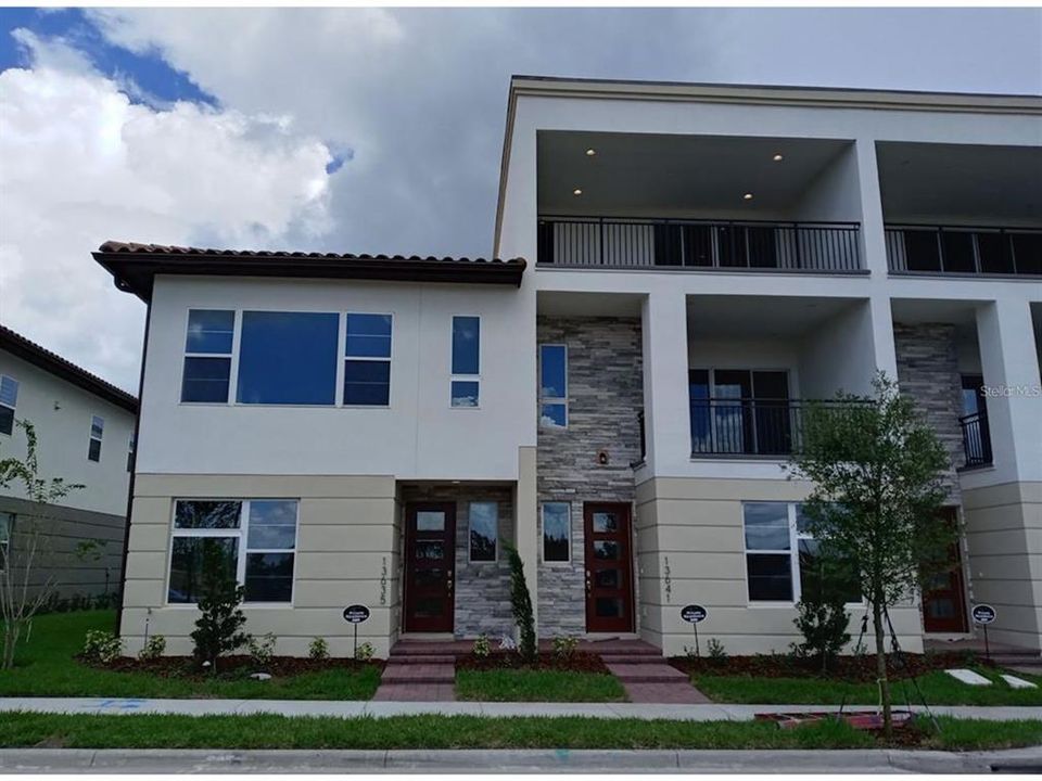 Recently Sold: $365,990 (3 beds, 2 baths, 1769 Square Feet)