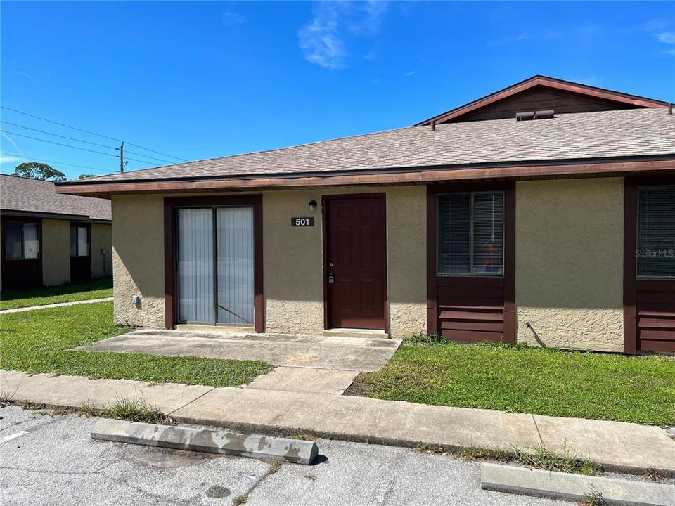 Recently Sold: $85,000 (2 beds, 1 baths, 816 Square Feet)