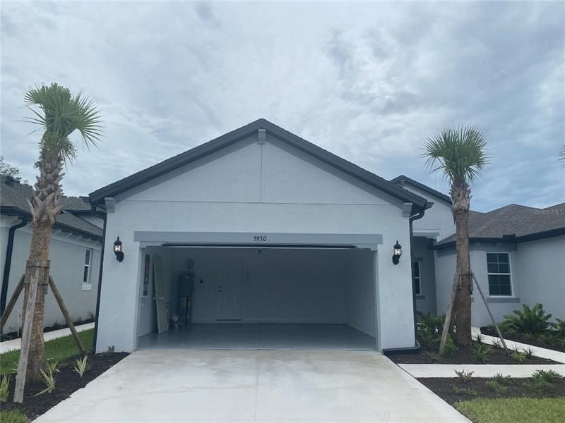 Recently Sold: $354,990 (2 beds, 2 baths, 1475 Square Feet)