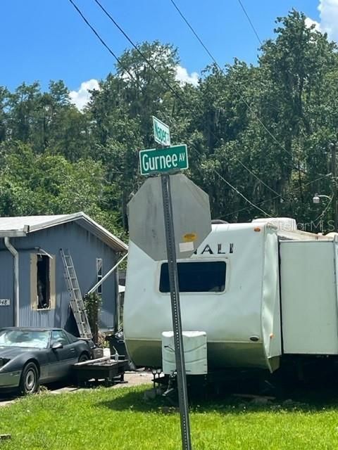 合同活跃: $19,900 (0.27 acres)