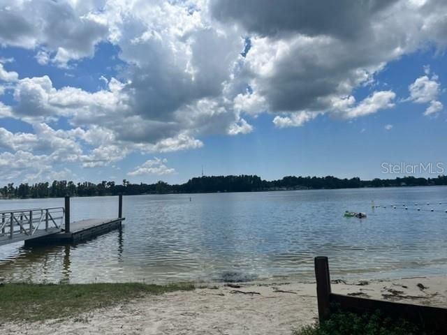 合同活跃: $19,900 (0.27 acres)