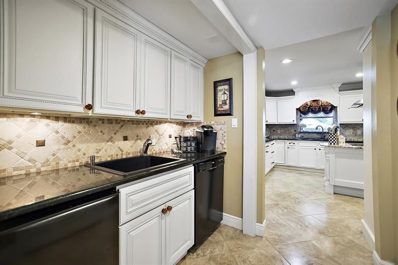 Butlers Kitchen and Large Walk in Pantry