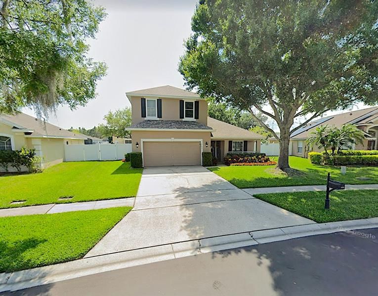 Recently Sold: $440,000 (4 beds, 2 baths, 2399 Square Feet)