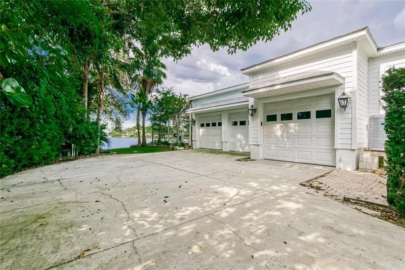 Recently Sold: $1,500,000 (4 beds, 4 baths, 4274 Square Feet)