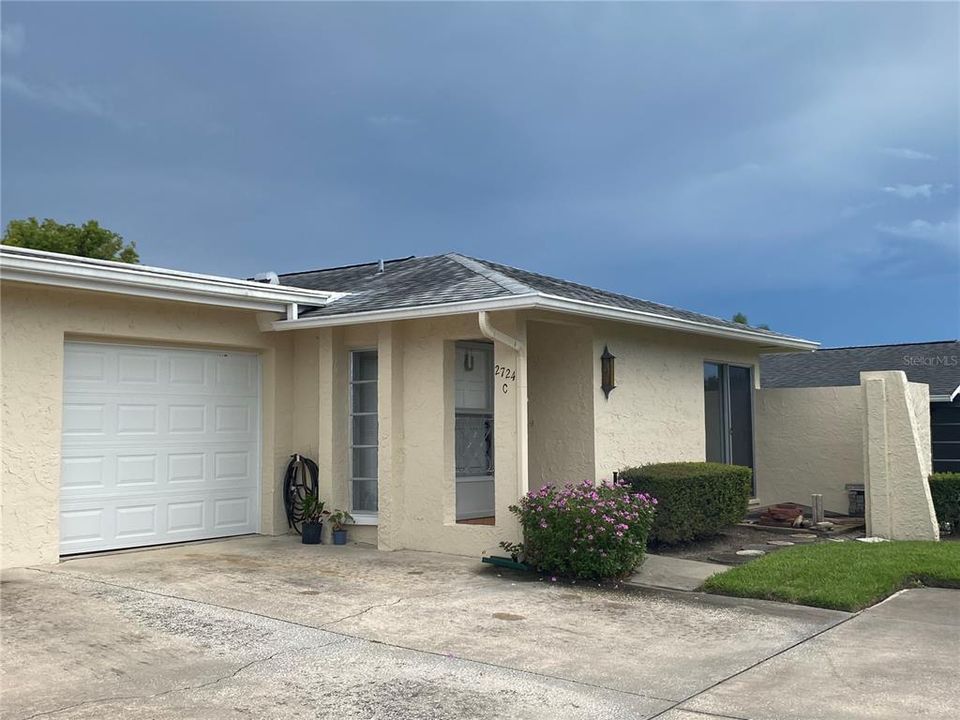 Recently Sold: $160,000 (1 beds, 1 baths, 814 Square Feet)