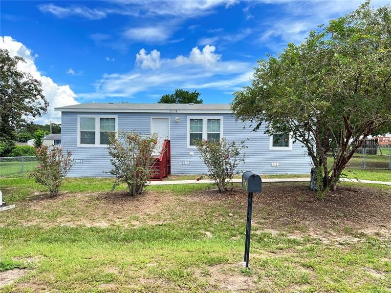 Recently Sold: $175,000 (3 beds, 2 baths, 1188 Square Feet)