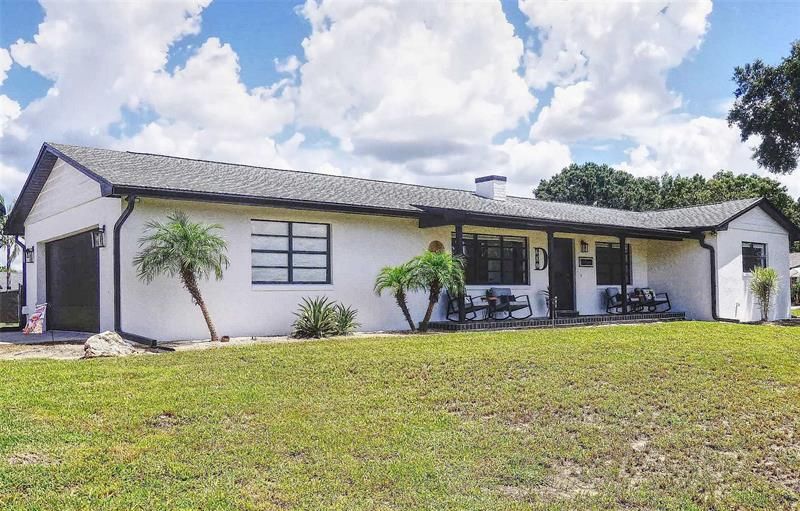 Recently Sold: $305,000 (3 beds, 2 baths, 1458 Square Feet)