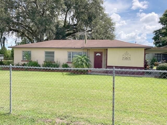 Recently Sold: $250,000 (3 beds, 1 baths, 1242 Square Feet)