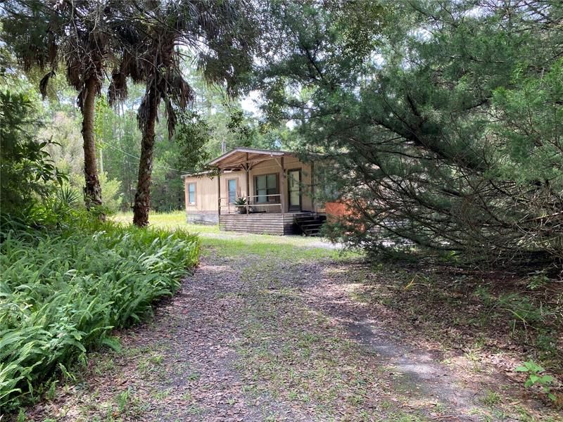 Recently Sold: $85,000 (3 beds, 2 baths, 1404 Square Feet)