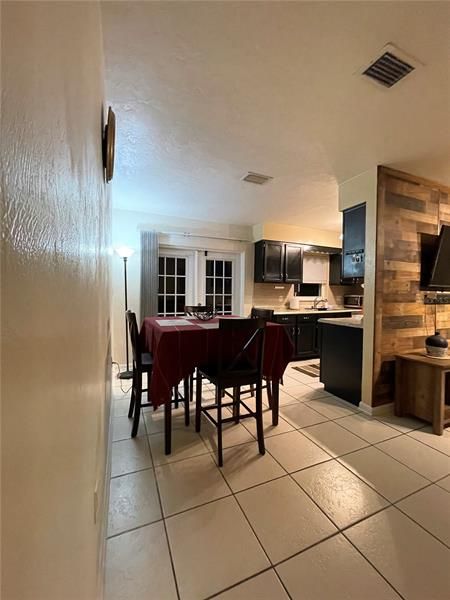 Recently Sold: $265,000 (3 beds, 2 baths, 1024 Square Feet)