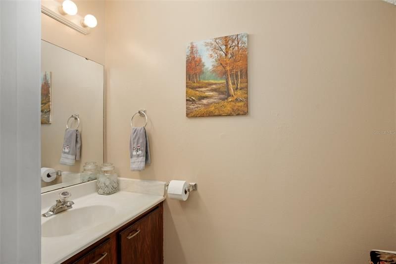 最近售出: $219,000 (2 贝兹, 2 浴室, 1156 平方英尺)