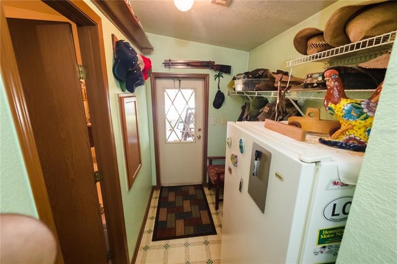 Vendido Recientemente: $289,000 (3 camas, 2 baños, 1404 Pies cuadrados)