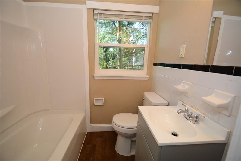 Недавно арендовано: $1,400 (3 спален, 1 ванн, 788 Квадратных фут)