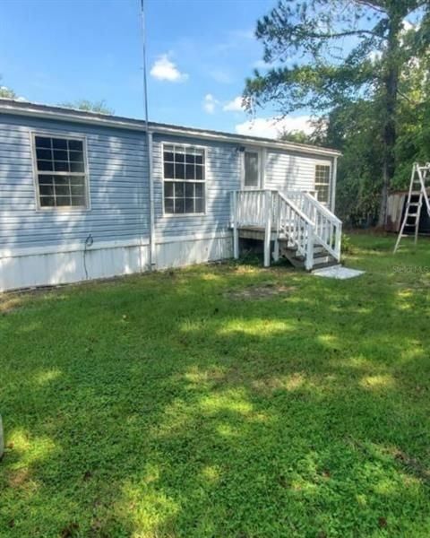 Recently Sold: $137,500 (3 beds, 2 baths, 1056 Square Feet)