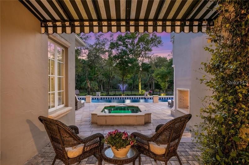 Recently Sold: $4,500,000 (6 beds, 6 baths, 10146 Square Feet)