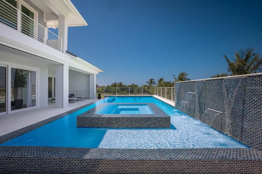 For Sale: $9,350,000 (4 beds, 4 baths, 5433 Square Feet)