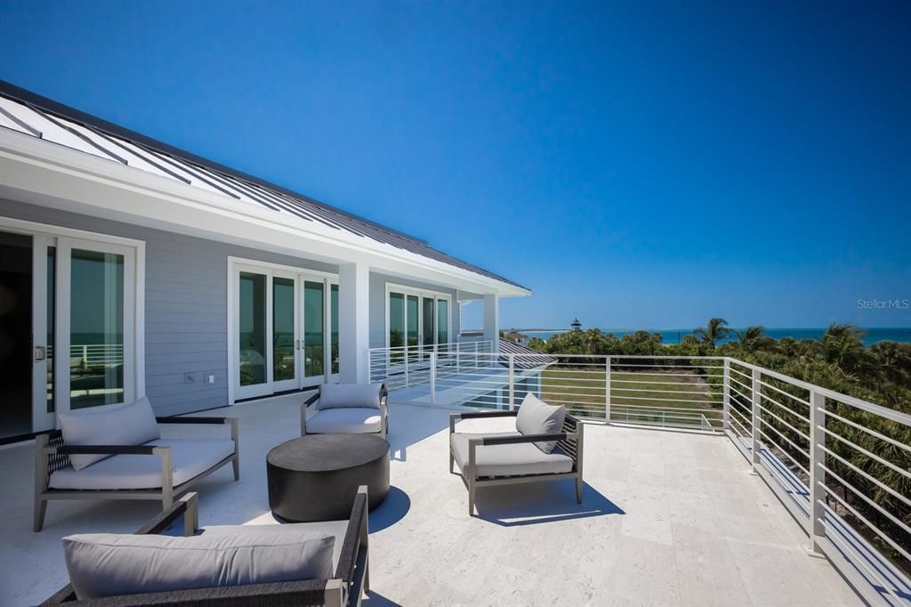 For Sale: $9,350,000 (4 beds, 4 baths, 5433 Square Feet)