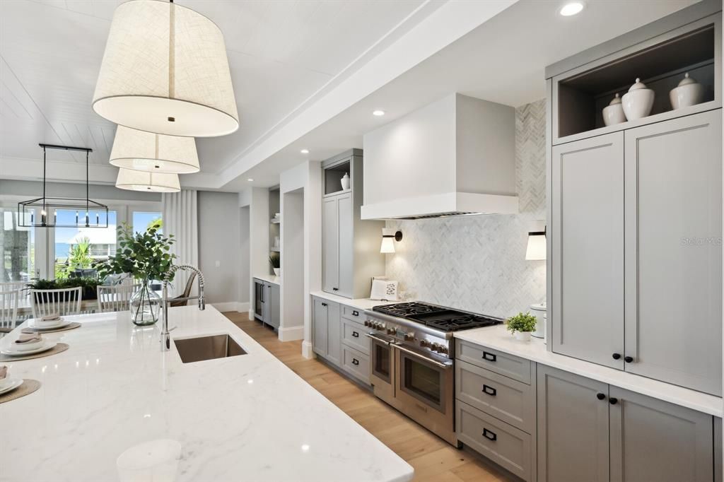 For Sale: $9,350,000 (4 beds, 4 baths, 5433 Square Feet)