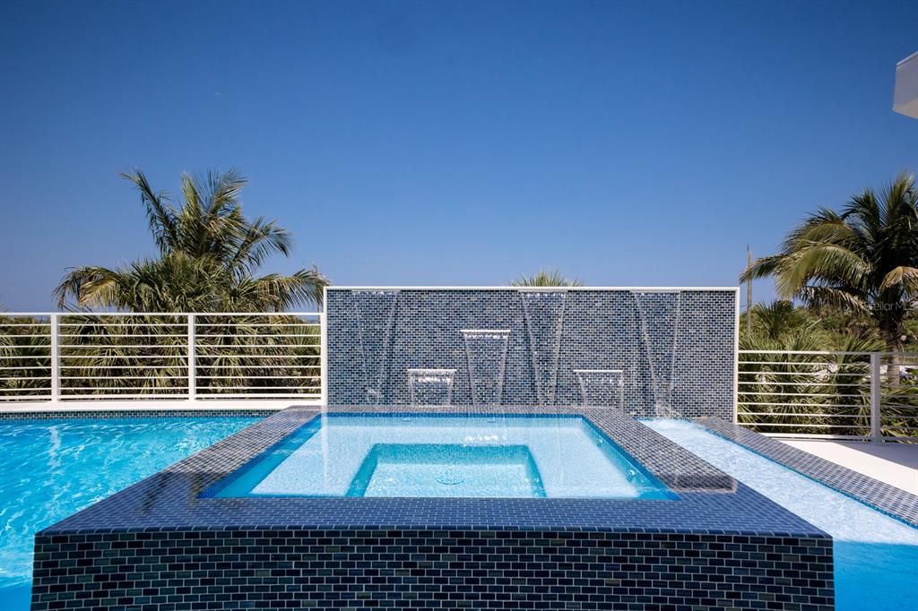 For Sale: $9,350,000 (4 beds, 4 baths, 5433 Square Feet)