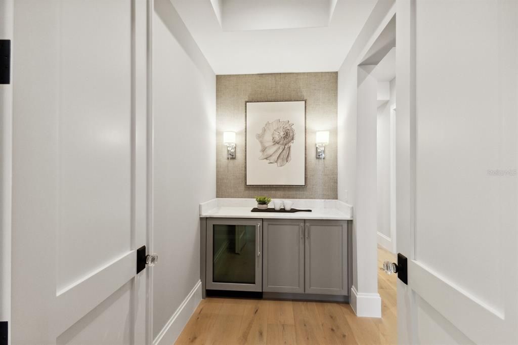 For Sale: $9,350,000 (4 beds, 4 baths, 5433 Square Feet)