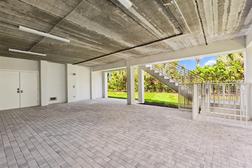 For Sale: $9,350,000 (4 beds, 4 baths, 5433 Square Feet)