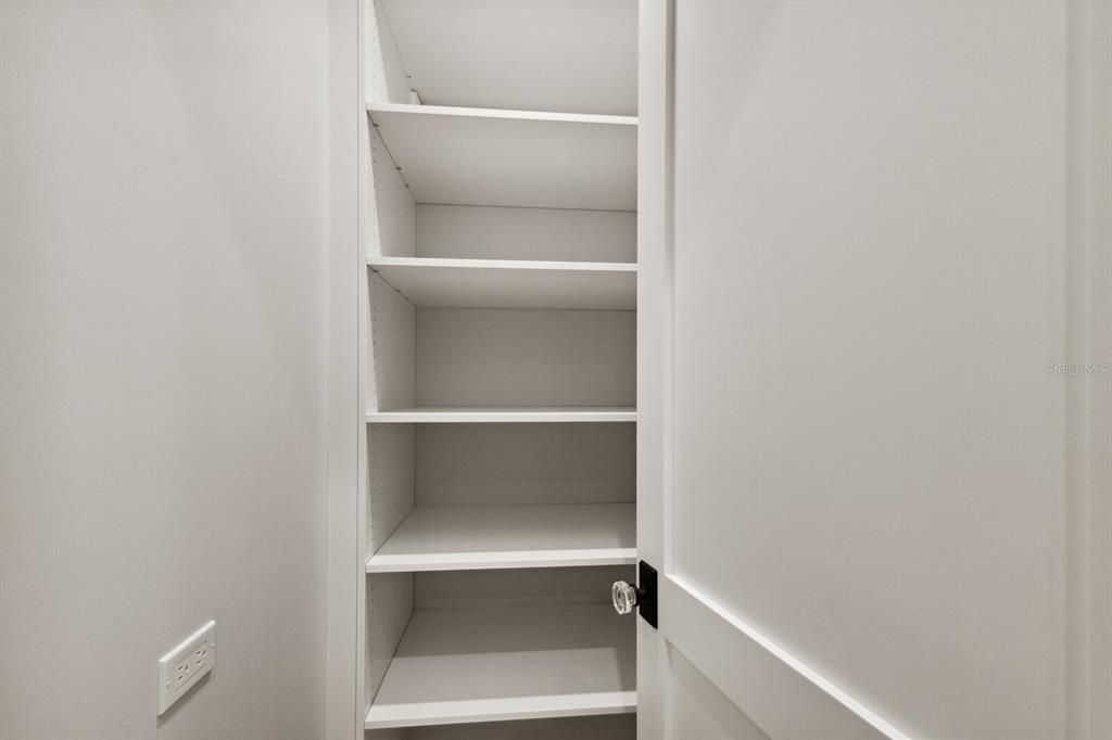 For Sale: $9,350,000 (4 beds, 4 baths, 5433 Square Feet)