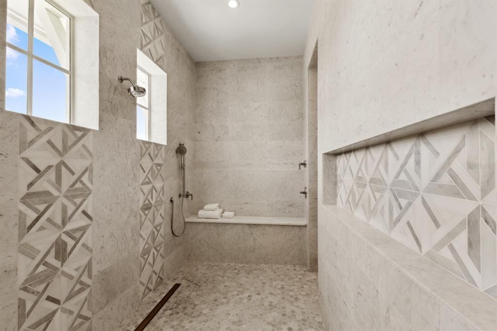 For Sale: $9,350,000 (4 beds, 4 baths, 5433 Square Feet)