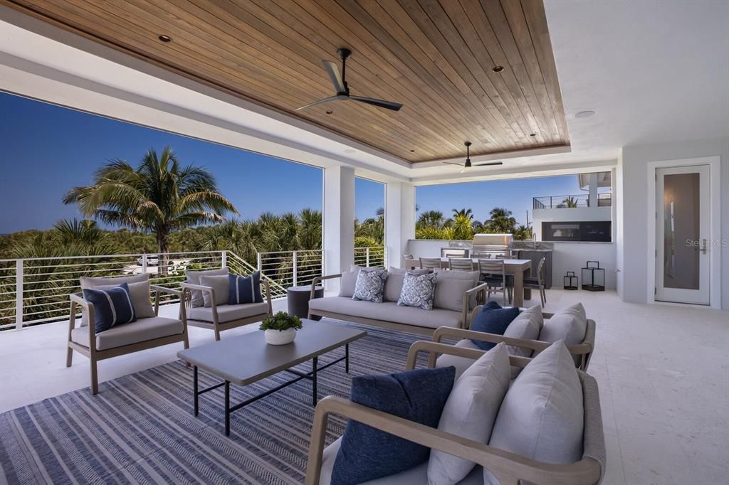 For Sale: $9,350,000 (4 beds, 4 baths, 5433 Square Feet)