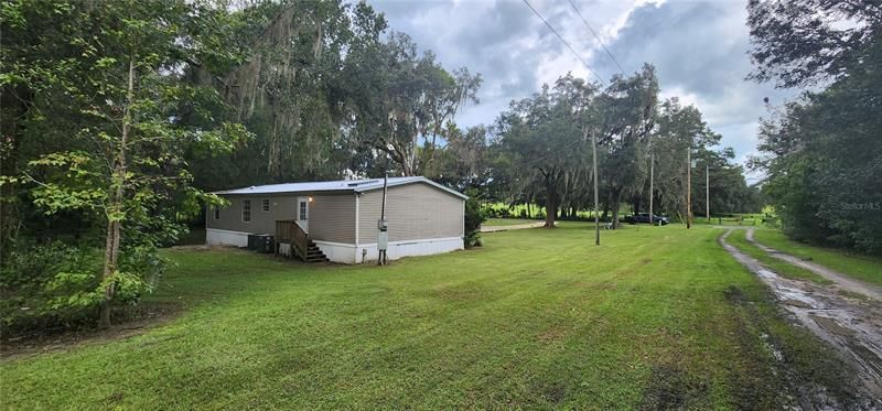Recently Sold: $182,000 (3 beds, 2 baths, 1404 Square Feet)