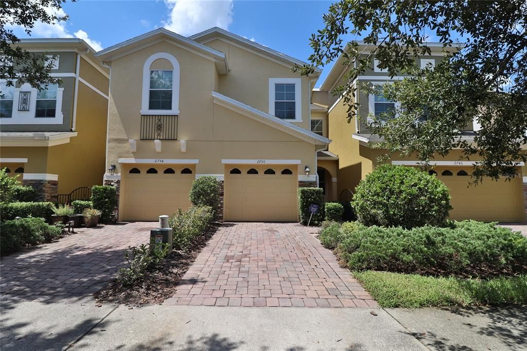 Recently Rented: $2,200 (3 beds, 2 baths, 1502 Square Feet)