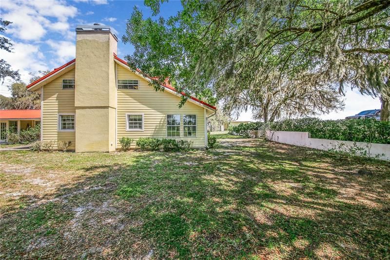 Recently Sold: $550,000 (3 beds, 3 baths, 4530 Square Feet)