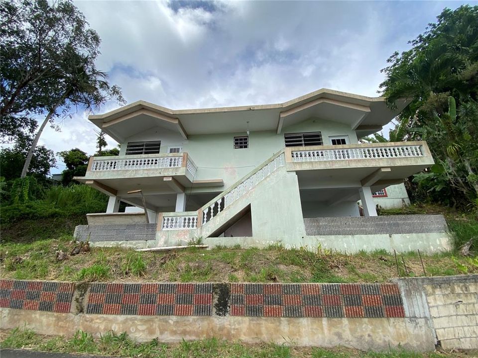 Vendido Recientemente: $115,900 (3 camas, 2 baños, 1100 Pies cuadrados)