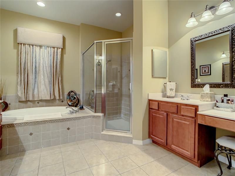Недавно арендовано: $3,200 (4 спален, 3 ванн, 2471 Квадратных фут)