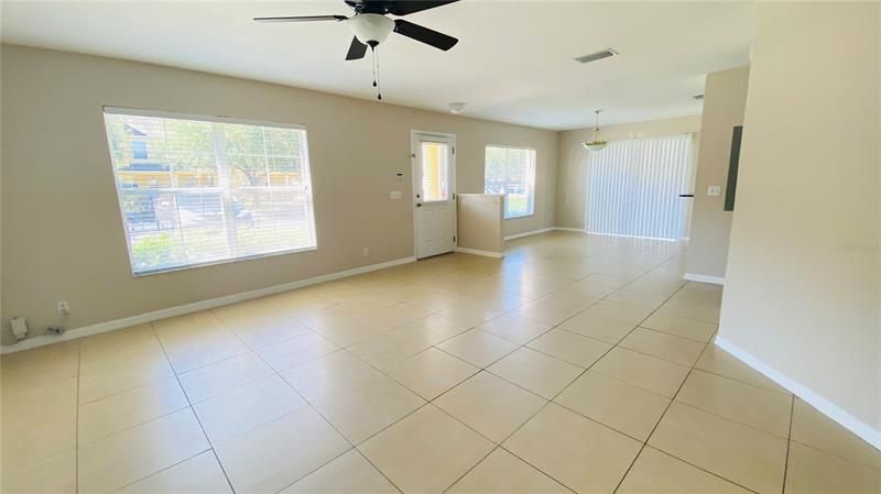 Recently Sold: $245,000 (3 beds, 2 baths, 1408 Square Feet)