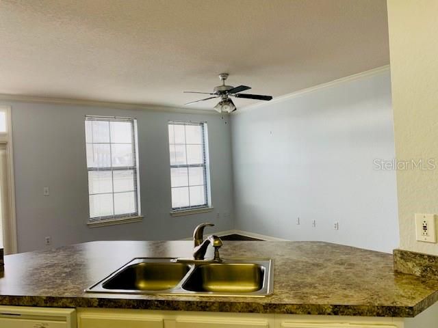 Recently Sold: $259,000 (2 beds, 2 baths, 1085 Square Feet)