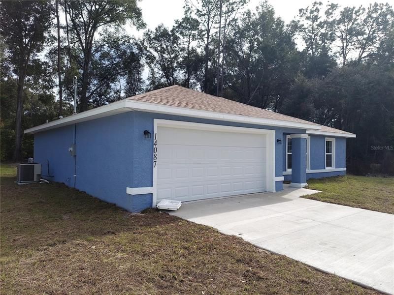 Recently Sold: $250,000 (3 beds, 2 baths, 1288 Square Feet)
