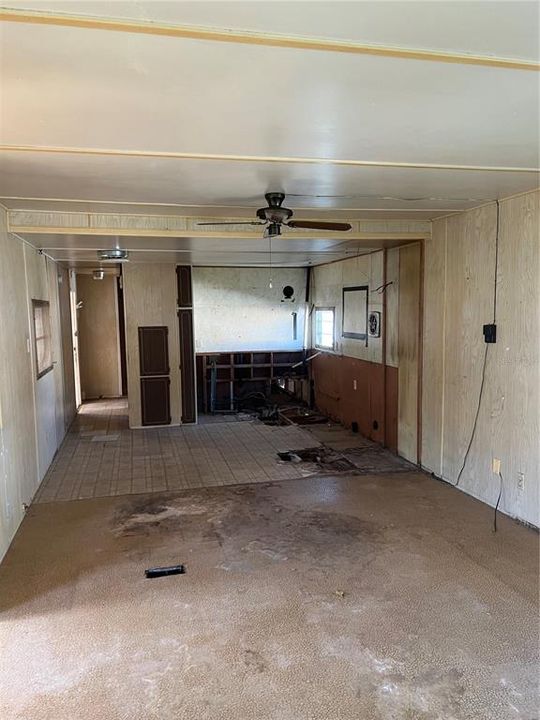 Recently Sold: $19,900 (1 beds, 1 baths, 564 Square Feet)