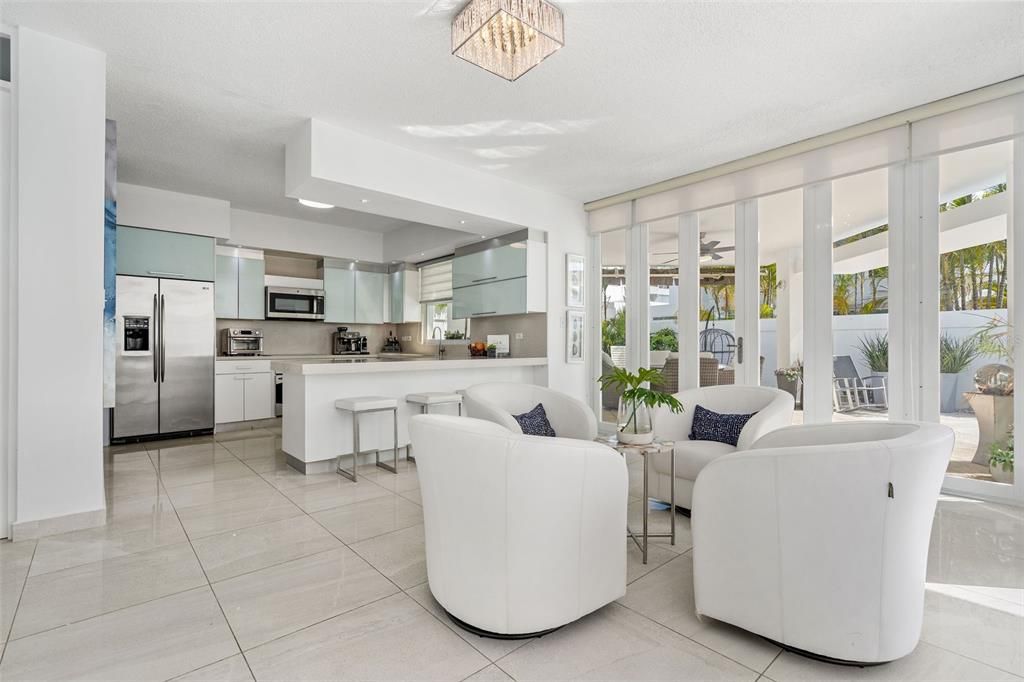 Recently Sold: $895,000 (4 beds, 1 baths, 2600 Square Feet)