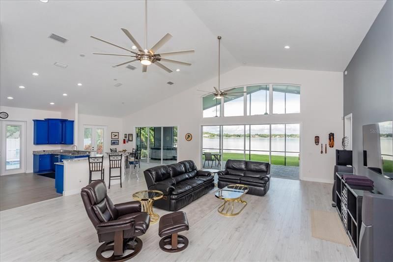 Recently Sold: $1,550,000 (4 beds, 3 baths, 3136 Square Feet)