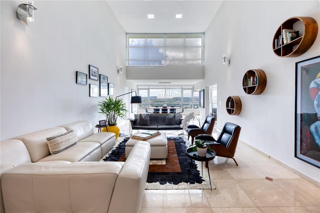 Recently Sold: $1,799,000 (4 beds, 4 baths, 4071 Square Feet)