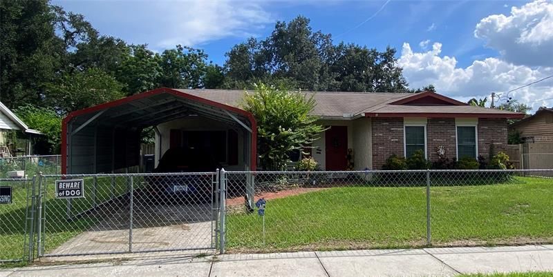 Recently Sold: $210,000 (3 beds, 2 baths, 1314 Square Feet)