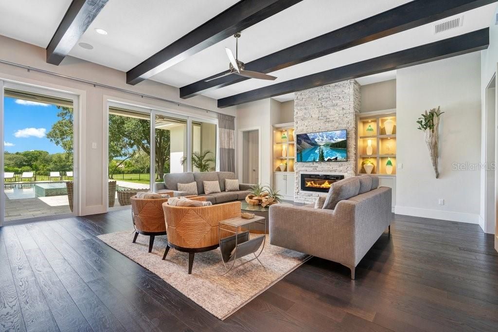 Recently Sold: $3,000,000 (5 beds, 5 baths, 5144 Square Feet)