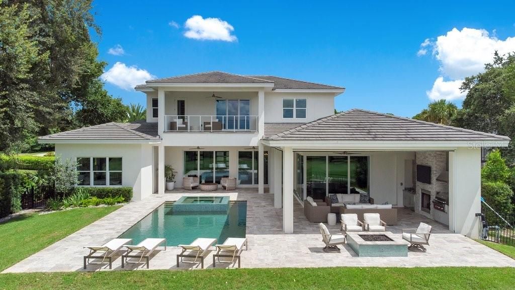 Recently Sold: $3,000,000 (5 beds, 5 baths, 5144 Square Feet)