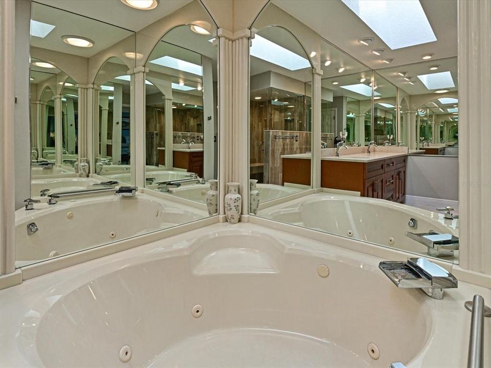 Upstairs suite, private bathroom