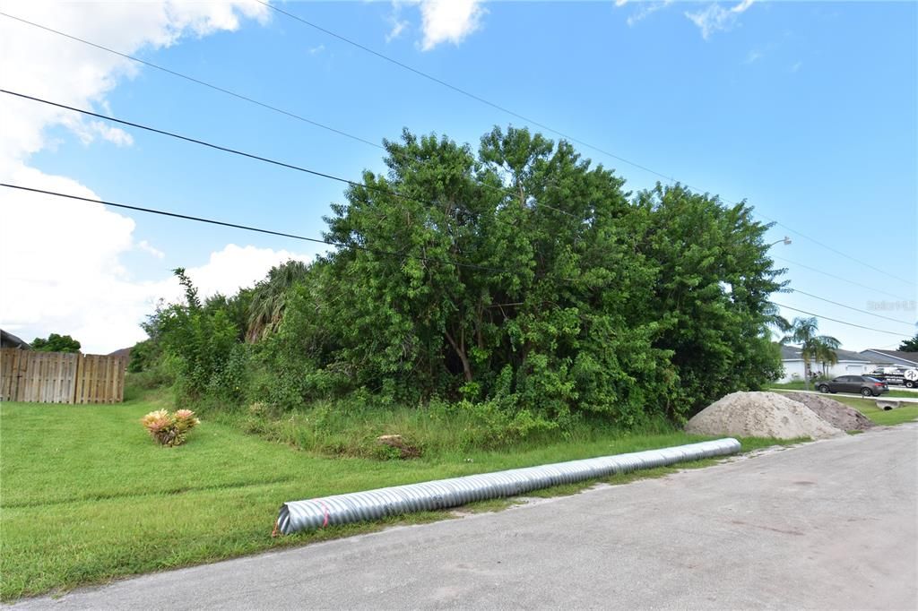 Vendido Recientemente: $80,000 (0.24 acres)