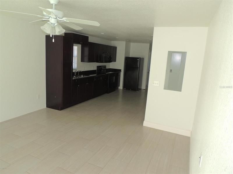 Recently Rented: $1,250 (2 beds, 2 baths, 1008 Square Feet)