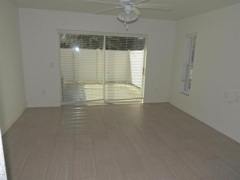 Recently Rented: $1,250 (2 beds, 2 baths, 1008 Square Feet)